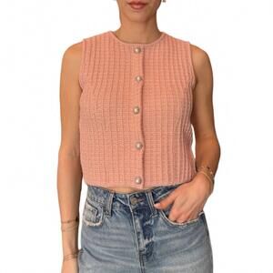 NEW SUNDAY EDITION round neck sleeveless button open knit top in pink